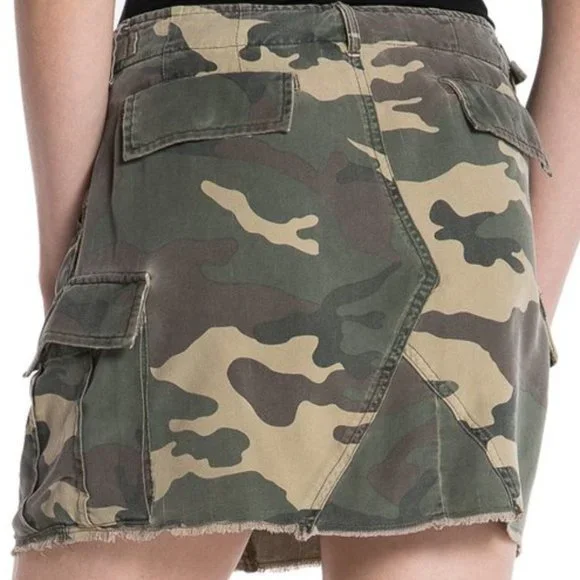 Da-Nang Silk Military Short Skirt